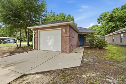 5530 Royal Street, Crestview, FL 32539 - Photo 2