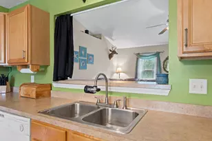 8270 Segura St, Navarre, FL 32566 - Photo 12