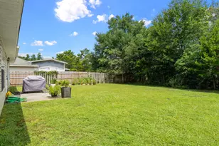 8270 Segura St, Navarre, FL 32566 - Photo 4