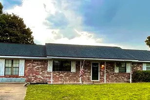 5 Lakeview Dr, Mary Esther, FL 32569 - Photo 2