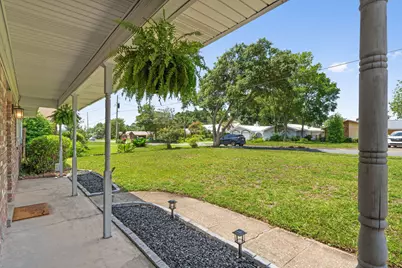 5 Lakeview Drive, Mary Esther, FL 32569 - Photo 4