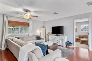 5 Lakeview Dr, Mary Esther, FL 32569 - Photo 12