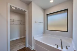 5839 Crestlake Dr, Crestview, FL 32536 - Photo 24