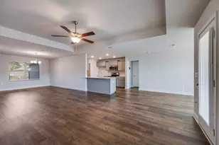 5839 Crestlake Dr, Crestview, FL 32536 - Photo 10