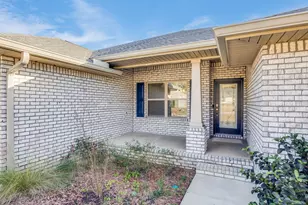 5839 Crestlake Dr, Crestview, FL 32536 - Photo 2