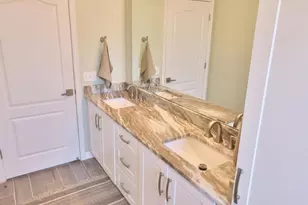 8140 Menorca St, Navarre, FL 32566 - Photo 32