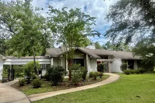 103 E Capri Cove, Niceville, FL 32578 - Photo 4