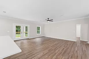 781 Bay Ave, Defuniak Springs, FL 32435 - Photo 10