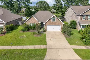 395 Windchime Way, Freeport, FL 32439 - Photo 6