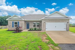 5233 Griffith Mill Rd, Baker, FL 32531 - Photo 1