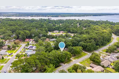 1732 Bayshore Drive, Niceville, FL 32578 - Photo 44