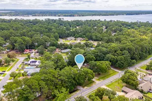 1732 Bayshore Dr, Niceville, FL 32578 - Photo 44
