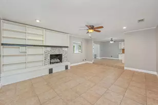 1732 Bayshore Dr, Niceville, FL 32578 - Photo 12