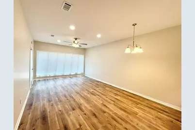 1940 Bluewater Boulevard #UNIT 17, Niceville, FL 32578 - Photo 1