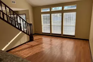 380 NW Canterbury Circle, Fort Walton Beach, FL 32548 - Photo 12