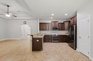 3561 Autumn Woods Dr, Crestview, FL 32539 - Photo 8