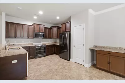 3561 Autumn Woods Drive, Crestview, FL 32539 - Photo 6