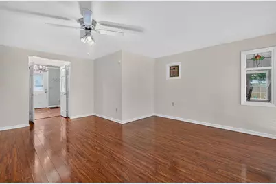 284 NE Beachview Drive, Fort Walton Beach, FL 32547 - Photo 6