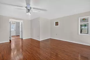 284 NE Beachview Dr, Fort Walton Beach, FL 32547 - Photo 6