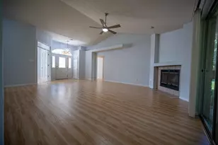 6900 Calle De Caballero, Navarre, FL 32566 - Photo 2