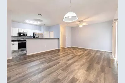 1014 Airport Road #121, Destin, FL 32541 - Photo 6