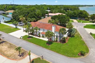9526 Monaco Cir, Navarre, FL 32566 - Photo 6