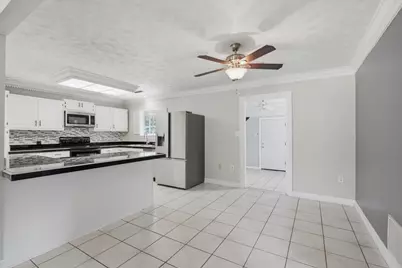 2216 Calle De Pizzaro, Navarre, FL 32566 - Photo 12