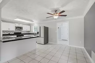2216 Calle De Pizzaro, Navarre, FL 32566 - Photo 12