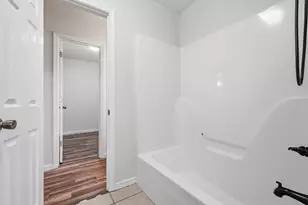 403B Yancey St, Fort Walton Beach, FL 32547 - Photo 28