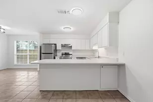 403B Yancey St, Fort Walton Beach, FL 32547 - Photo 16