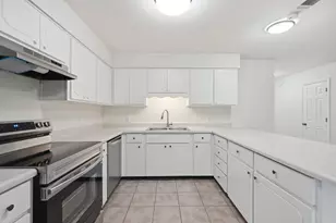 403B Yancey St, Fort Walton Beach, FL 32547 - Photo 18
