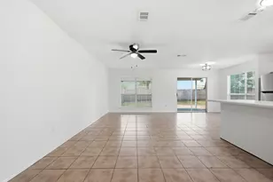 403B Yancey St, Fort Walton Beach, FL 32547 - Photo 10