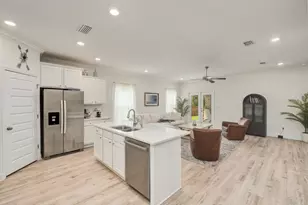 145 Beaver Trl Dr, Freeport, FL 32439 - Photo 4