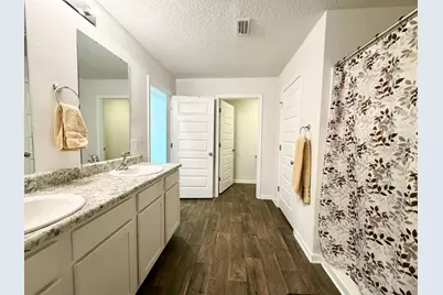 5560 Guinevere Lane, Milton, FL 32583 - Photo 12