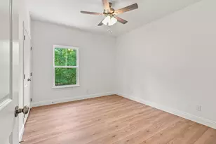 376 W Michaelangelo Rd, Defuniak Springs, FL 32433 - Photo 24