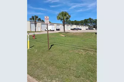 155 NW Blake Avenue #F2, Fort Walton Beach, FL 32548 - Photo 1