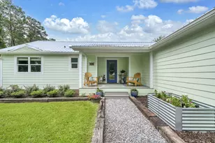 819 Woodlawn Rd, Freeport, FL 32439 - Photo 10