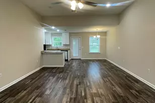 2204 3rd Ave, Crestview, FL 32536 - Photo 2