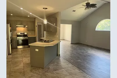 2975 Blue Pine Lane, Niceville, FL 32578 - Photo 2