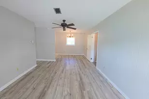 712 Newport Dr, Fort Walton Beach, FL 32547 - Photo 2