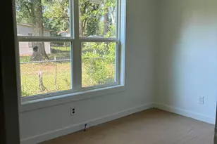 1346 N Pearl St, Crestview, FL 32536 - Photo 6
