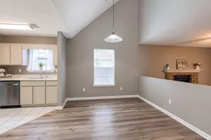 409 Heritage Ct, Fort Walton Beach, FL 32547 - Photo 6
