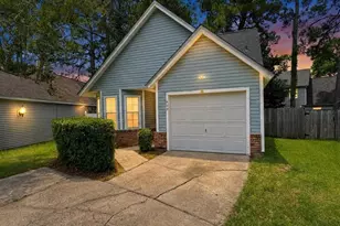 409 Heritage Ct, Fort Walton Beach, FL 32547 - Photo 1