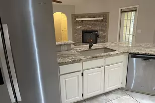 1933 Sparrow Ln, Navarre, FL 32566 - Photo 10