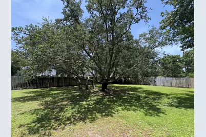 1933 Sparrow Lane, Navarre, FL 32566 - Photo 48
