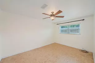 313 NW Holmes Blvd, Fort Walton Beach, FL 32548 - Photo 26