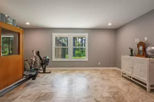 201 Yacht Club Dr, Niceville, FL 32578 - Photo 22