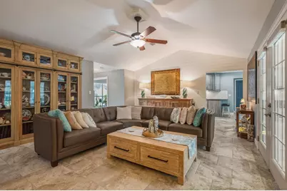 201 Yacht Club Drive, Niceville, FL 32578 - Photo 16
