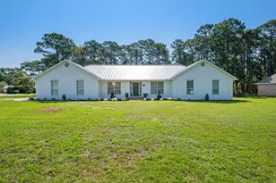 201 Yacht Club Dr, Niceville, FL 32578 - Photo 1