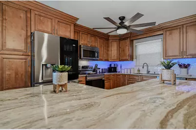 218 SW Miracle Strip Parkway #UNIT F, Fort Walton Beach, FL 32548 - Photo 22